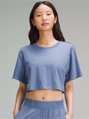 Lululemon Cropped Crewneck